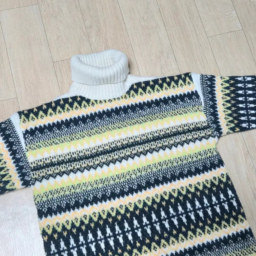 [BUNJANG] ZARA Patterned Knit Sweater / ZARA 패턴 니트 스웨터