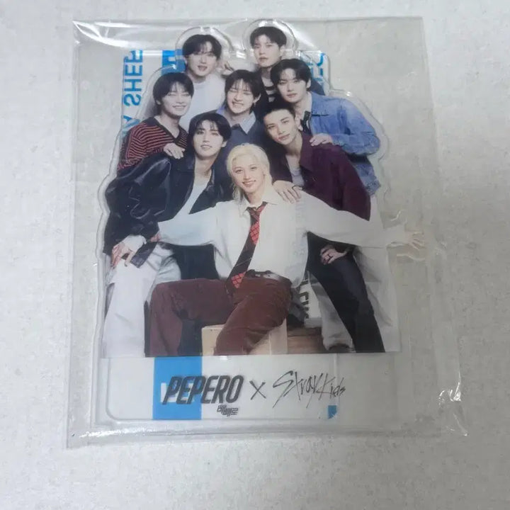 [BUNJANG] Stray Kids Pepero Acrylic Standee / 스키즈 빼빼로 아크릴 등신대