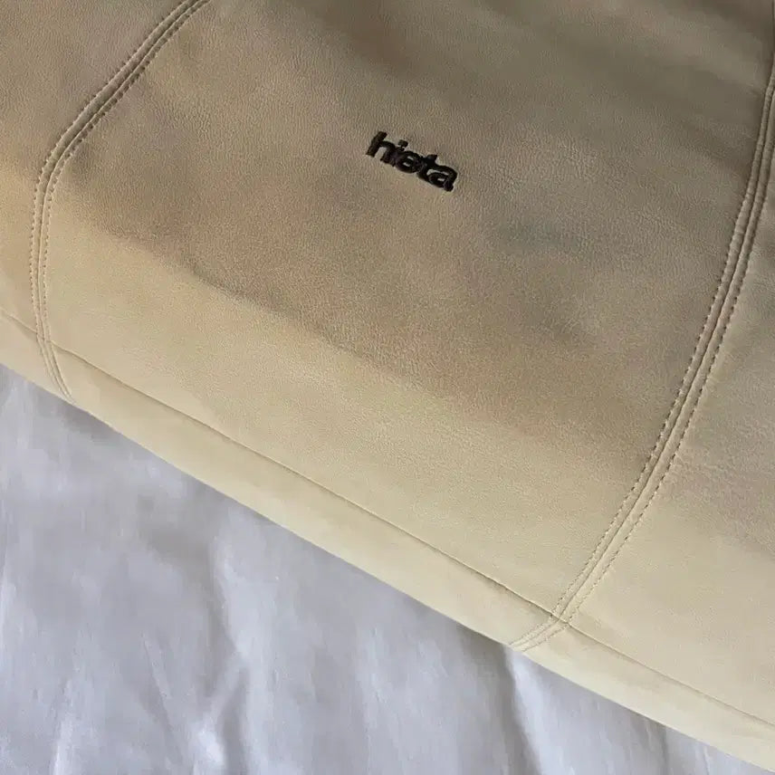 [BUNJANG] hieta Carrie Butter Bag / hieta 히에타 Carrie 캐리백 버터