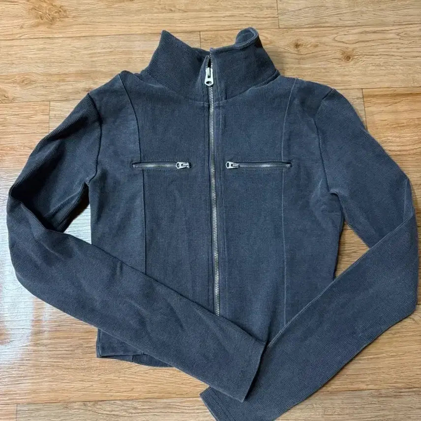 [BUNJANG] Blackup Ribbed Crop Knit Zip-up Women&