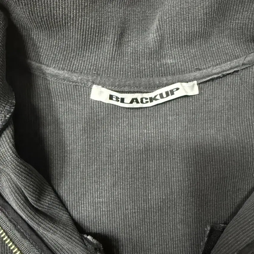 [BUNJANG] Blackup Ribbed Crop Knit Zip-up Women&