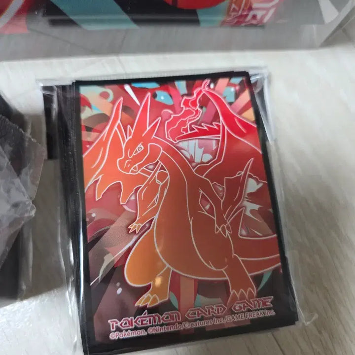 [BUNJANG] Pokemon Card Mega Charizard Y Playmat &amp; Sleeve Set / 포켓몬 카드 메가 리자몽Y 플레이매트 슬리브 세트