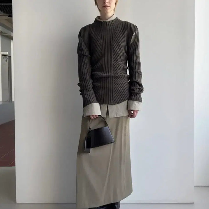 [BUNJANG] Low Classic Holgarment Knit Top - Khaki / 로우클래식 홀가먼트 니트 카키