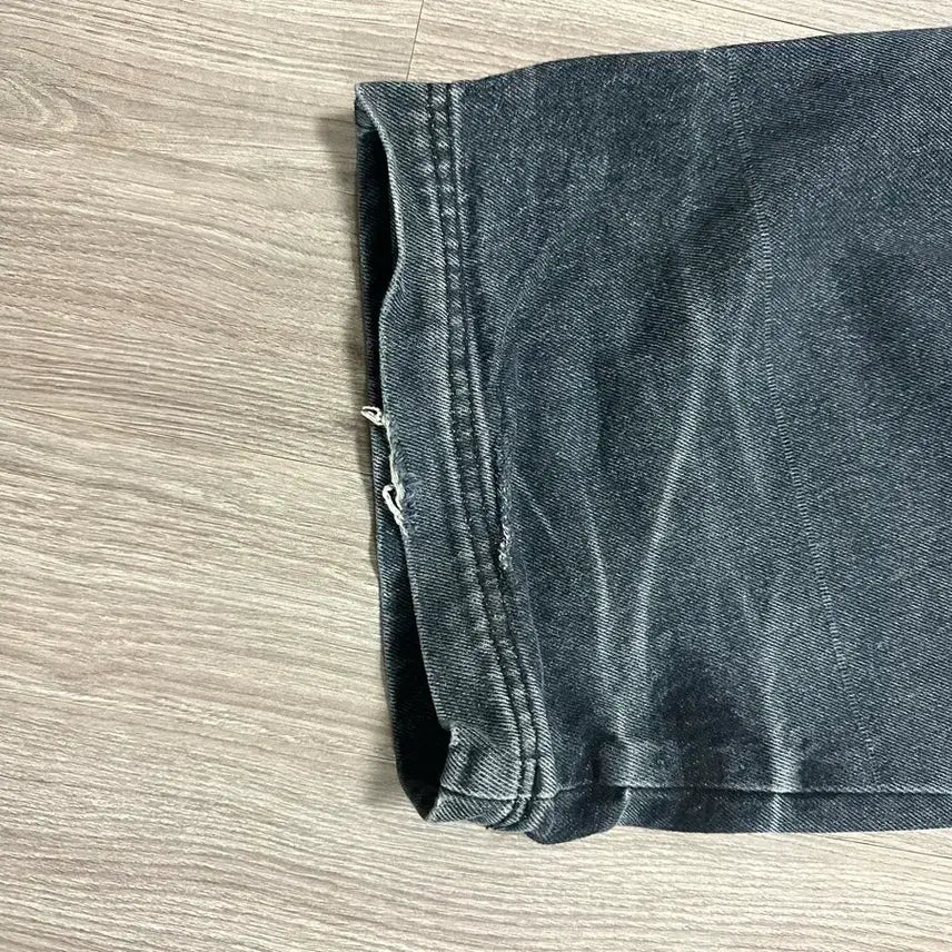 [BUNJANG] Blr Embossed Wave Wide Denim Pants (Blue, S) / Blr 엠보스드 웨이브 와이드 팬츠 블루 S사이즈