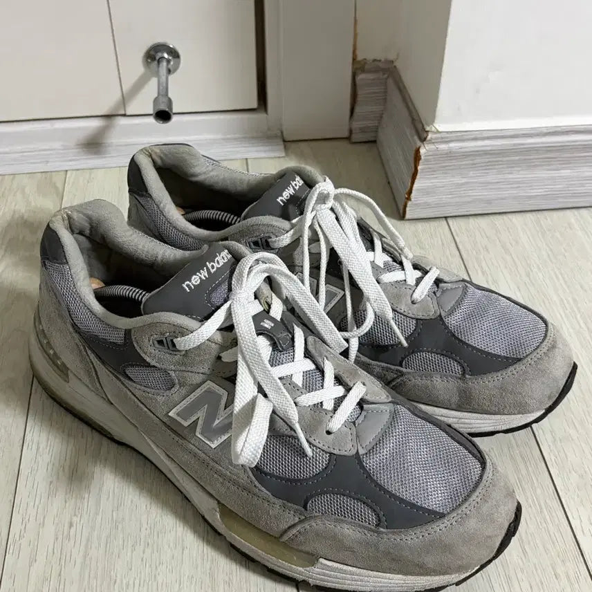 [SOLD OUT] 뉴발 992 300