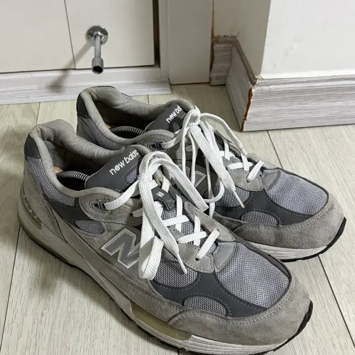 [SOLD OUT] 뉴발 992 300