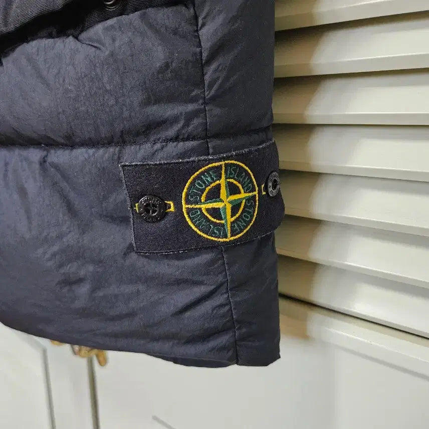 [BUNJANG] Stone Island Crinkle Reps Down Vest XL / 스톤아일랜드 크링클랩스 패딩조끼 와펜 다운베스트 XL
