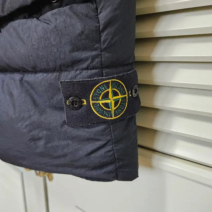 [BUNJANG] Stone Island Crinkle Reps Down Vest XL / 스톤아일랜드 크링클랩스 패딩조끼 와펜 다운베스트 XL