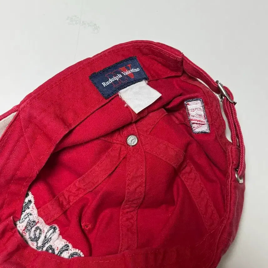 [BUNJANG] Valentino Red Ball Cap / 발렌티노 레드 볼캡 모자