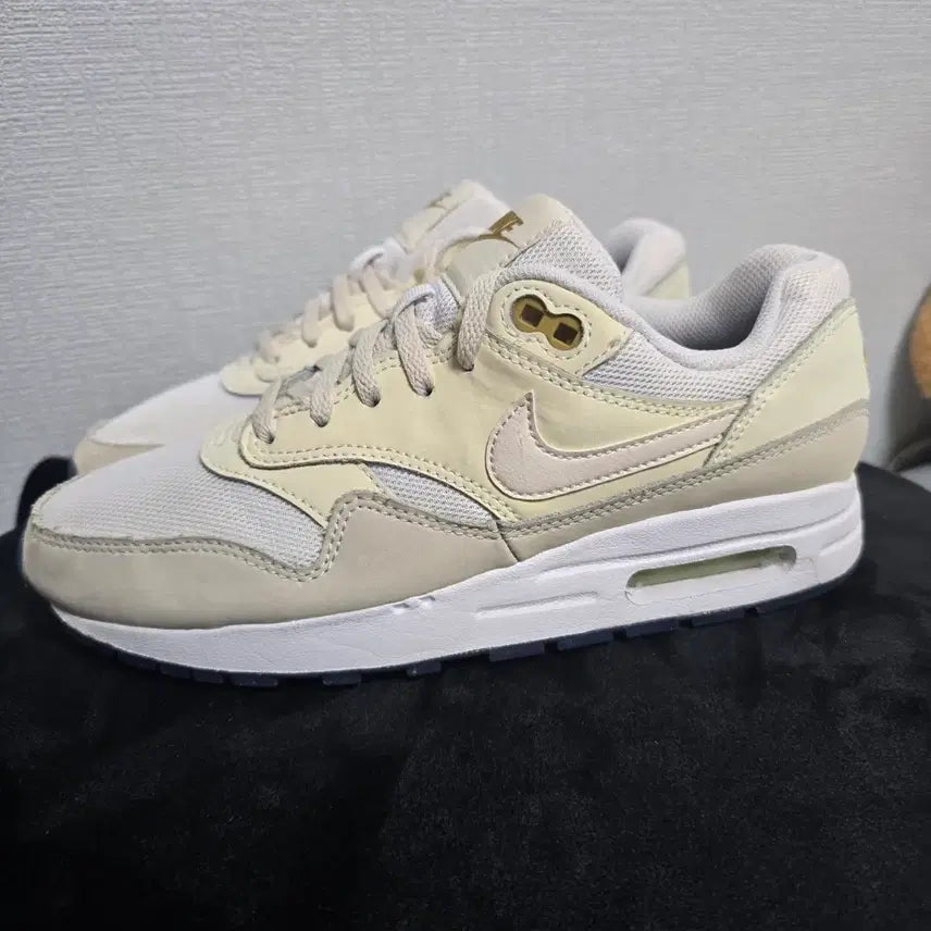 [BUNJANG] Nike Air Max 1 Beige Women&