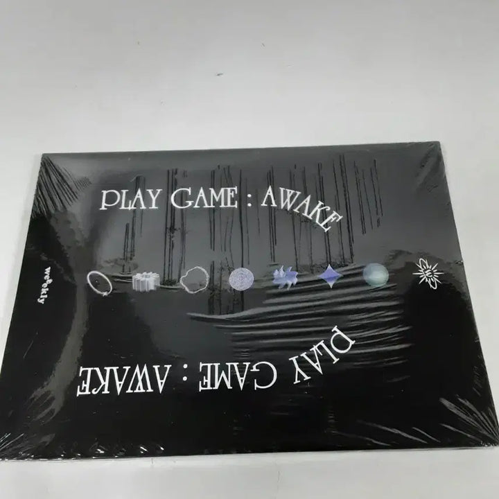 [BUNJANG] Weeekly Play Game Awake Album (Sealed) / 위클리 Play Game Awake 앨범 (미개봉)
