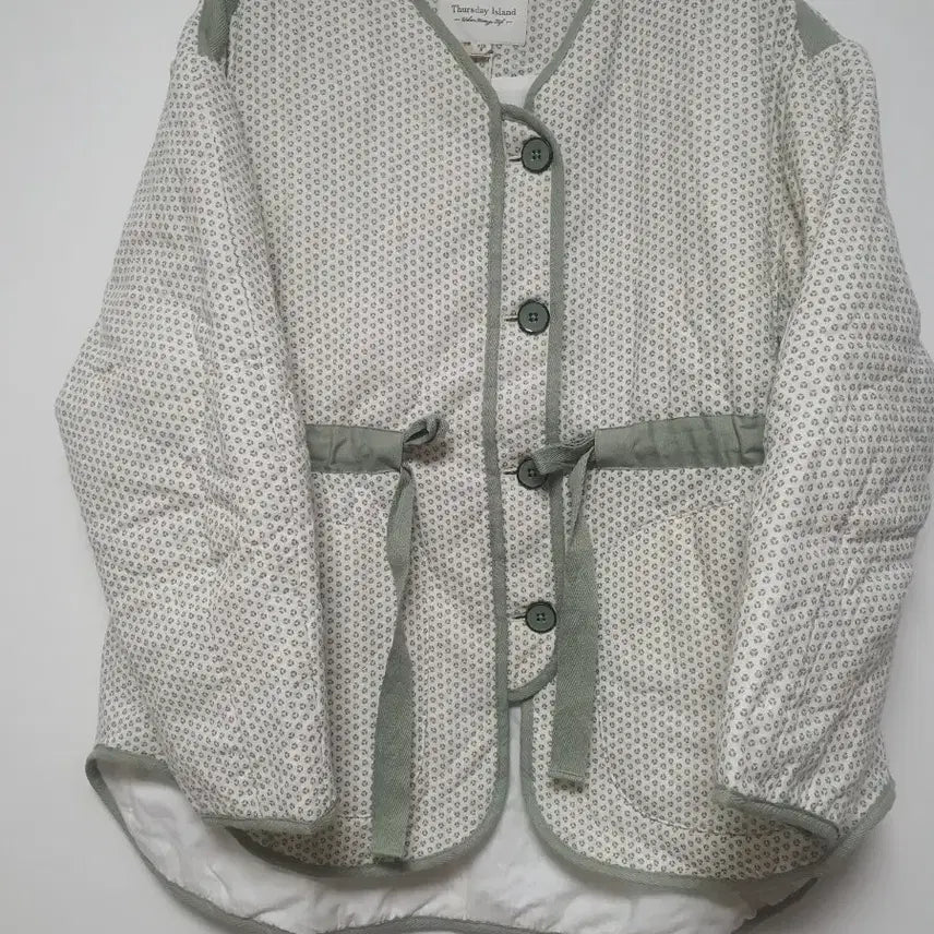 [BUNJANG] Thursday Island Quilted Padding Jacket (S Size) / 써스데이아일랜드 누빔 패딩 S사이즈 택달린 새상품