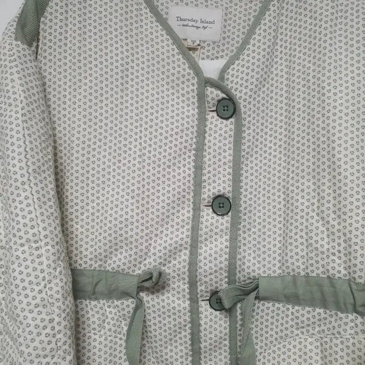 [BUNJANG] Thursday Island Quilted Padding Jacket (S Size) / 써스데이아일랜드 누빔 패딩 S사이즈 택달린 새상품