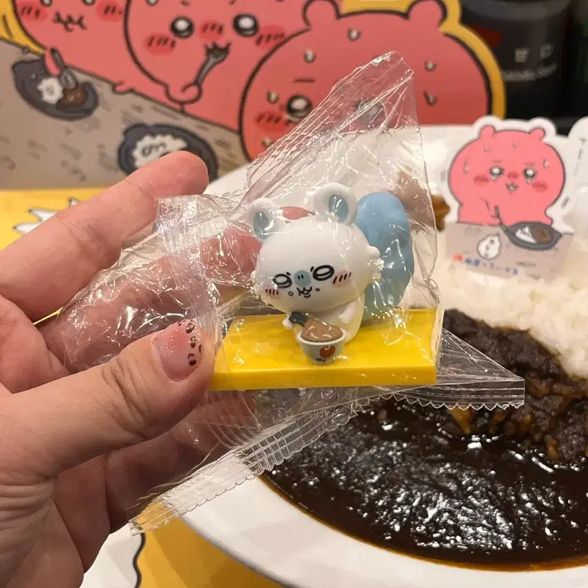 [BUNJANG] Matsuya Chiikawa Momonga Figure / 마츠야 x 치이카와 모몽가 피규어