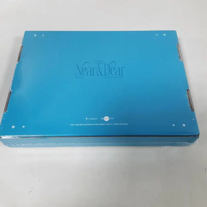 [BUNJANG] The Boyz Near&amp;Dear 1st Fanclub Goods / 샤이니 태민 멤버십 키트 미개봉