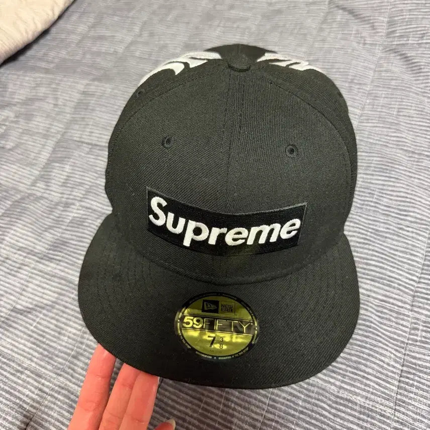 [BUNJANG] Supreme New Era New York Yankees Box Logo Cap / 슈프림 뉴에라 뉴욕 양키스 박스로고 블랙 738(58.7)