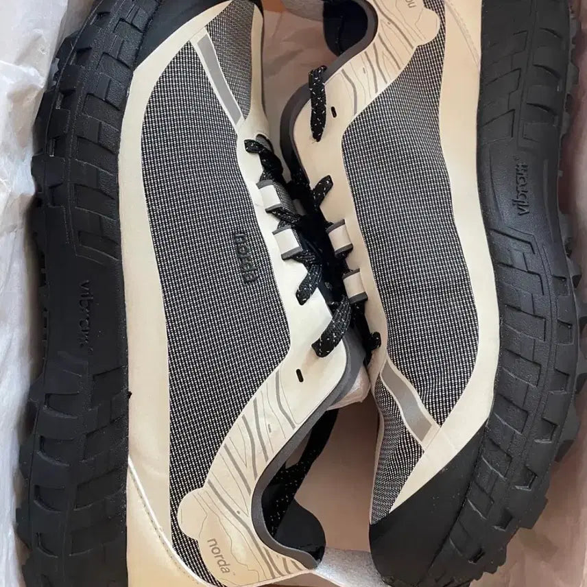 [BUNJANG] Norda 001G+ Spike Trail Running Shoes / 노다 001G+ 스파이크 본 290