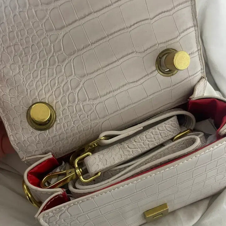 [BUNJANG] Ivory Crocodile Mini Tote Bag / 아이보리 크로커다일 미니 토트백