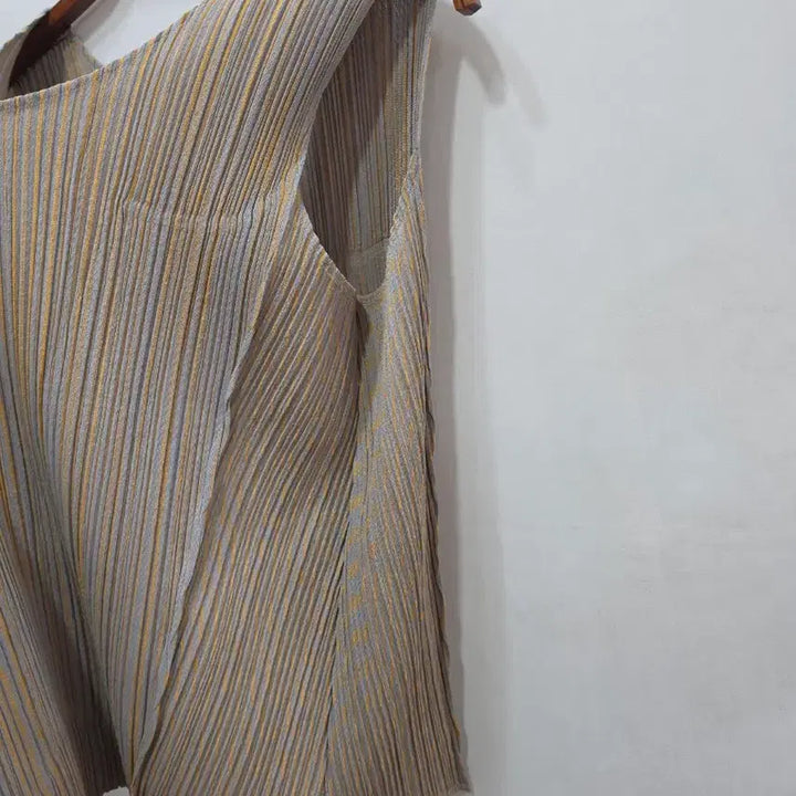 [BUNJANG] Pleats Please Sleeveless Top / (정품)플리츠플리즈 여성 민소매
