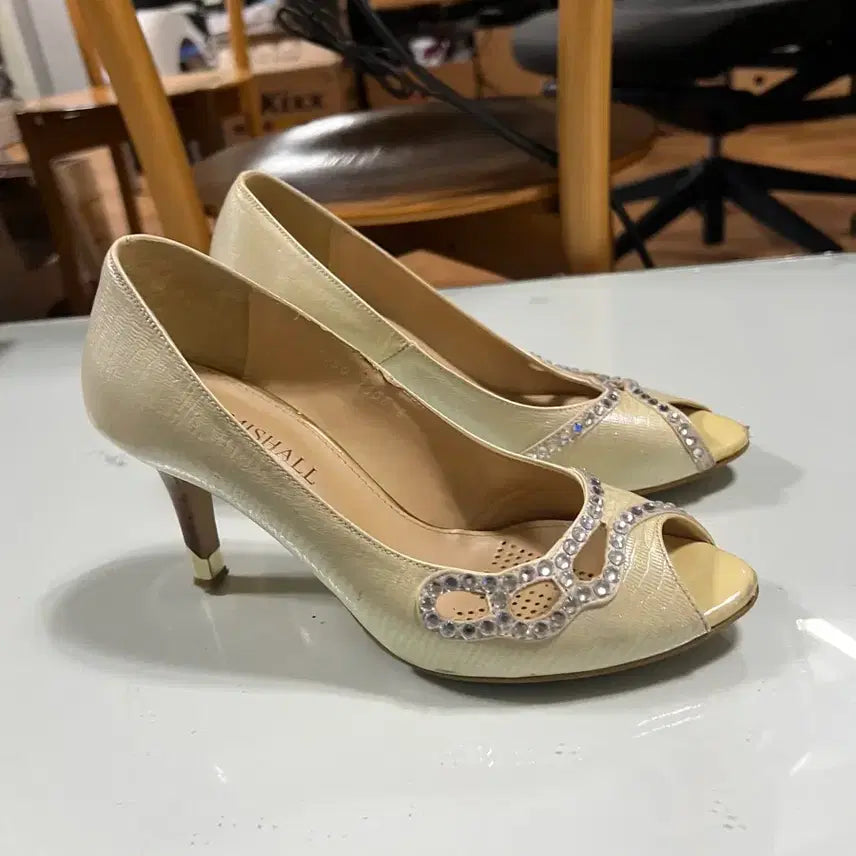 [BUNJANG] MISHALL Cubic Embellished Open Toe Pumps 240 / MISHALL 미샬 큐빅 장식 오픈토 펌프스 부츠 구두 240