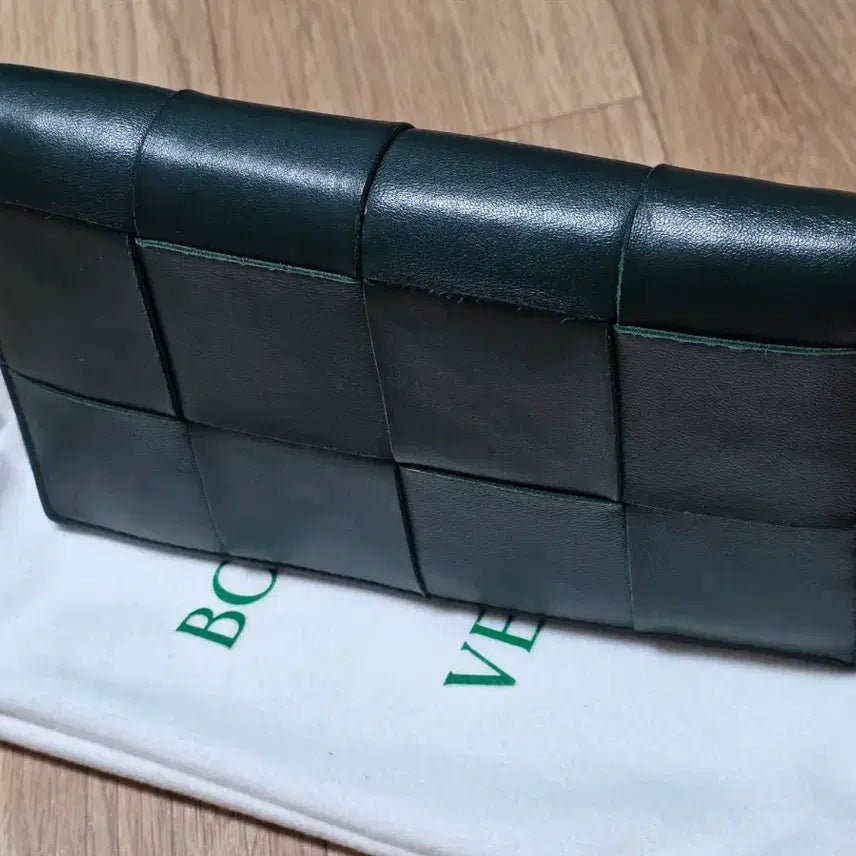 [BUNJANG] Bottega Veneta Cassette Zip Around Wallet / 보테가 베네타 카세트 지퍼 어라운드 지갑