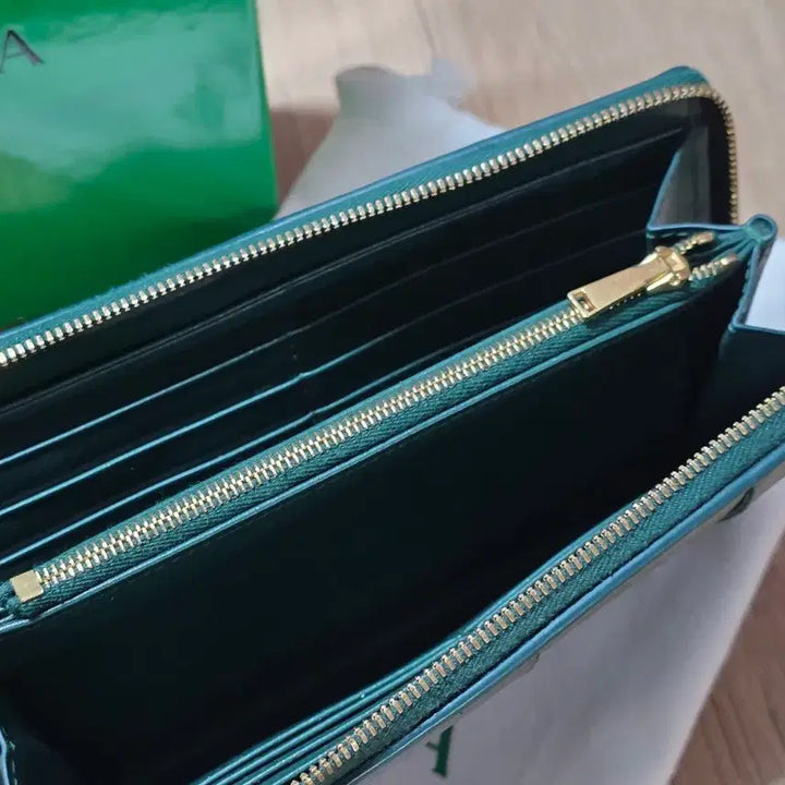 [BUNJANG] Bottega Veneta Cassette Zip Around Wallet / 보테가 베네타 카세트 지퍼 어라운드 지갑