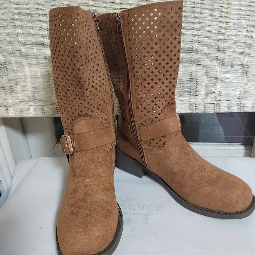 [BUNJANG] Suede Punched Brown Long Boots 245 / 새제품)스웨이드 펀칭 브라운 롱부츠245