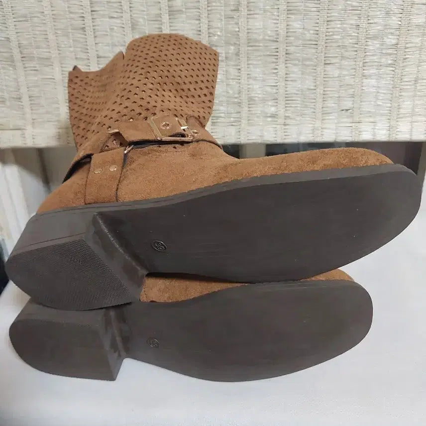 [BUNJANG] Suede Punched Brown Long Boots 245 / 새제품)스웨이드 펀칭 브라운 롱부츠245