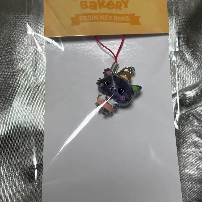 [BUNJANG] NCT WISH Riku Kurii Wish Bakery Resin Keyring &amp; Phone Strap / 엔시티위시 리쿠 쿠리 위시베이커리 레진 키링 폰스트랩