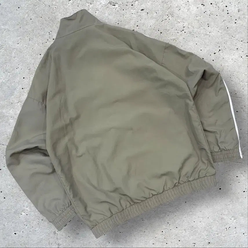[SOLD OUT] [M] 아디다스 락업 바람막이 삼선 트랙탑 자켓 올리브 D47