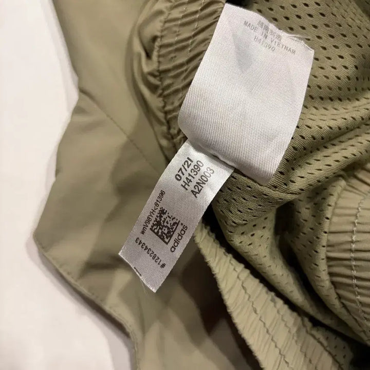 [SOLD OUT] [M] 아디다스 락업 바람막이 삼선 트랙탑 자켓 올리브 D47