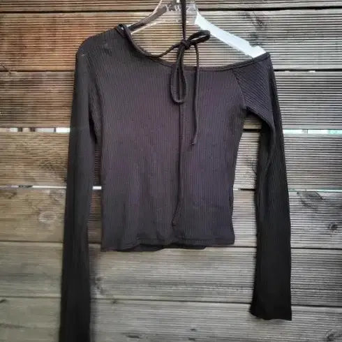 [BUNJANG] DARPHIN Off-Shoulder T-shirts / (새제품)오프숄더 티셔츠3종