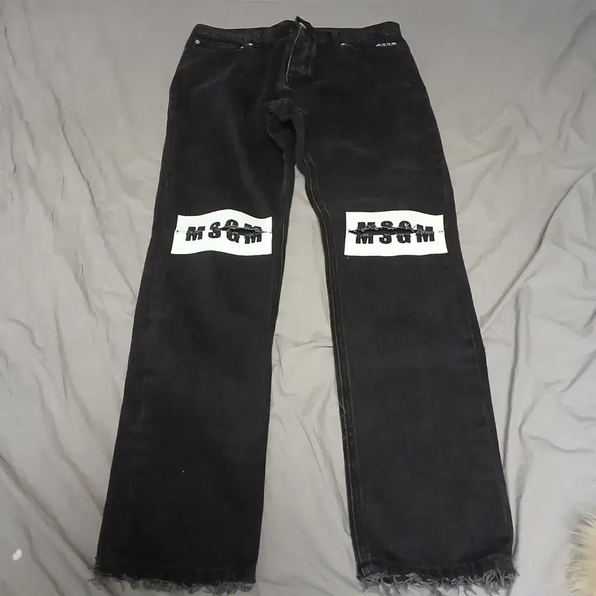 [BUNJANG] MSGM Milano Logo Patch Black Denim Jeans / made in Italy  MSGM 이탈리아 데님 팬츠