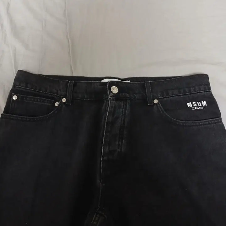 [BUNJANG] MSGM Milano Logo Patch Black Denim Jeans / made in Italy  MSGM 이탈리아 데님 팬츠