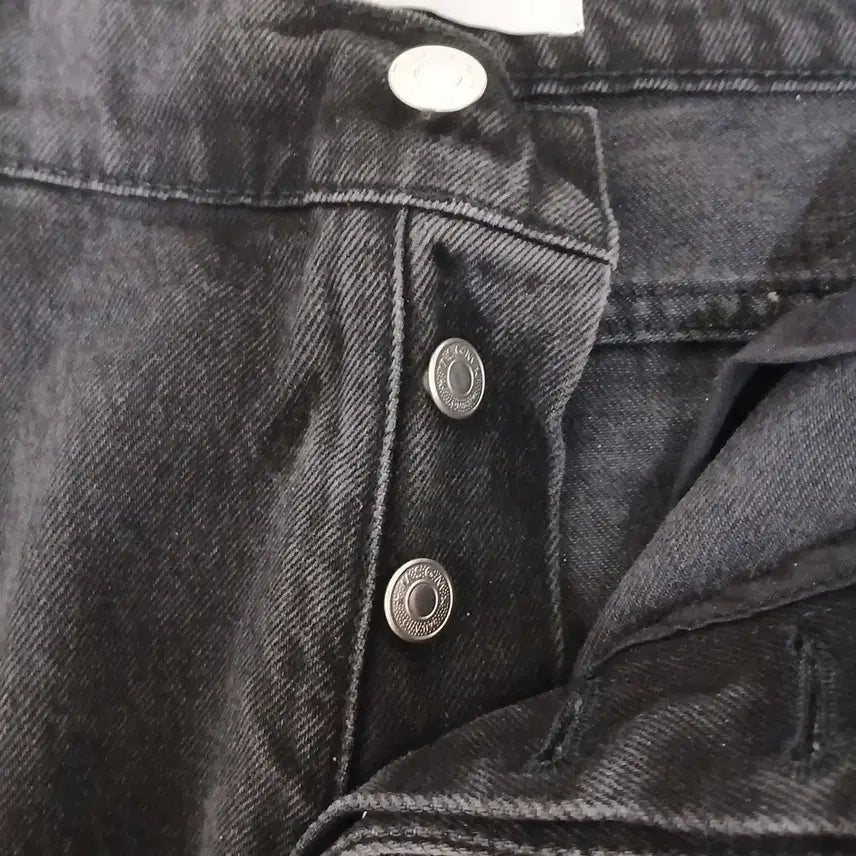 [BUNJANG] MSGM Milano Logo Patch Black Denim Jeans / made in Italy  MSGM 이탈리아 데님 팬츠