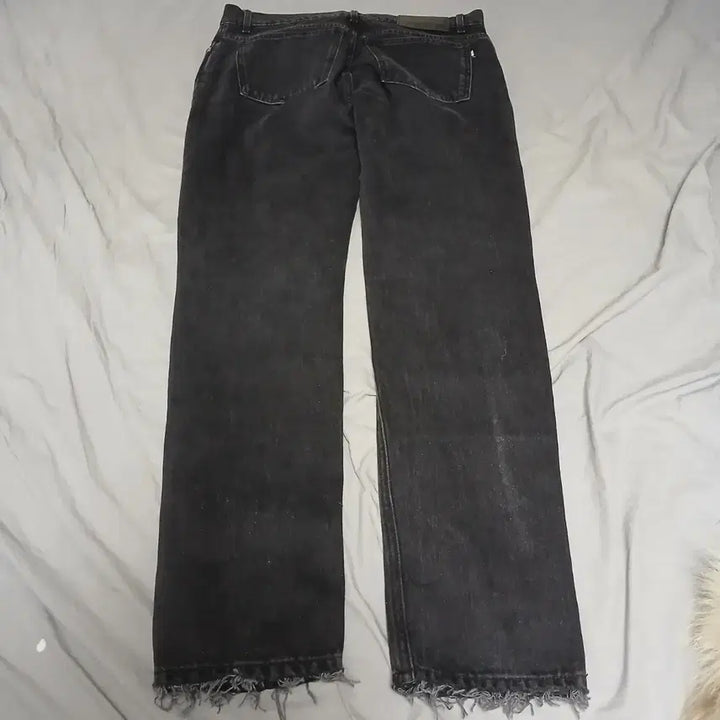 [BUNJANG] MSGM Milano Logo Patch Black Denim Jeans / made in Italy  MSGM 이탈리아 데님 팬츠