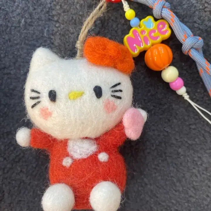 [BUNJANG] Handmade Felt Kitty Character Keychain / 펠트 키티 캐릭터 키링 핸드메이