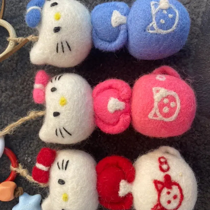 [BUNJANG] Handmade Felt Kitty Character Keychain / 펠트 키티 캐릭터 키링 핸드메이