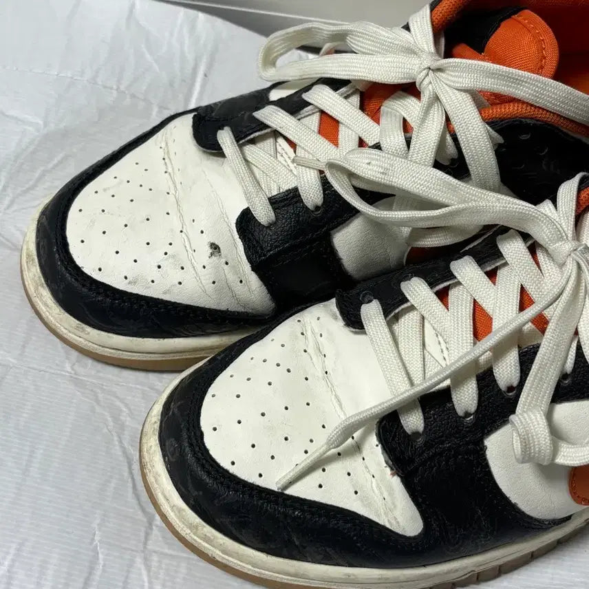 [BUNJANG] Nike Dunk Low Halloween Sneakers (255mm) / 나이키 덩크 로우 할로윈 255사이즈
