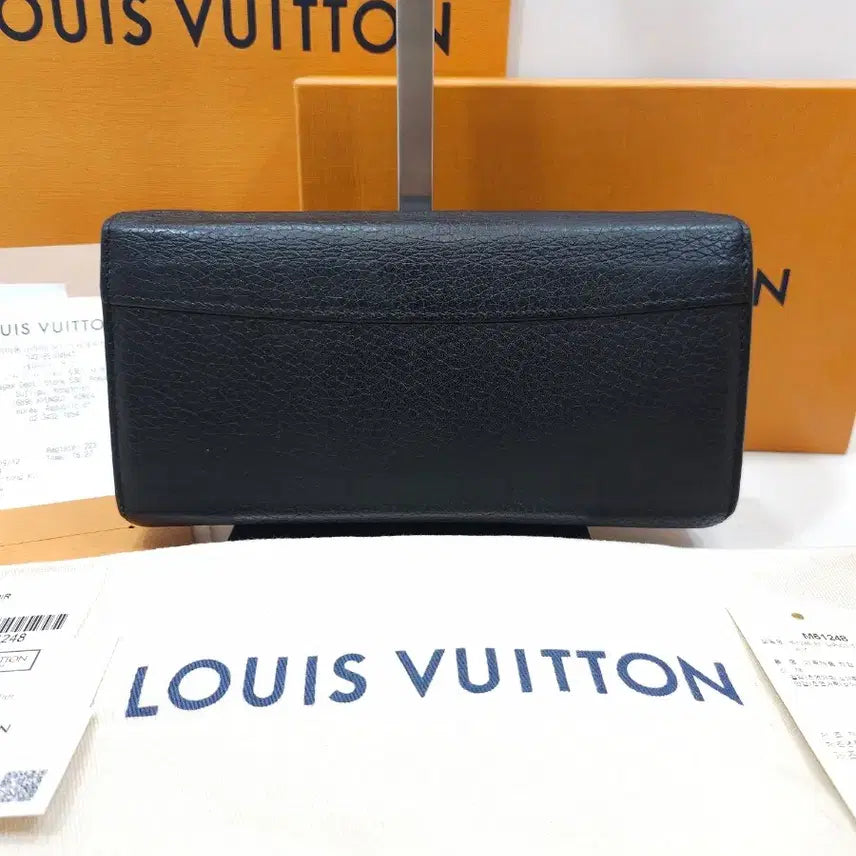 [BUNJANG] Louis Vuitton Capucines Wallet Long Black / [정품] 루이비통 카퓌신 월릿 장지갑 M61248