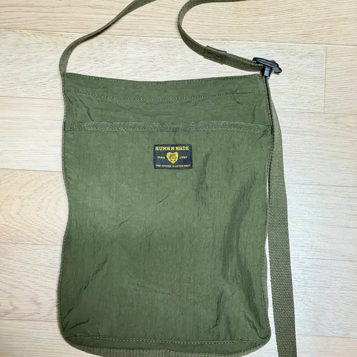 [BUNJANG] Human Made Shoulder Bag Crossbody / 휴먼메이드 숄더백 크로스백