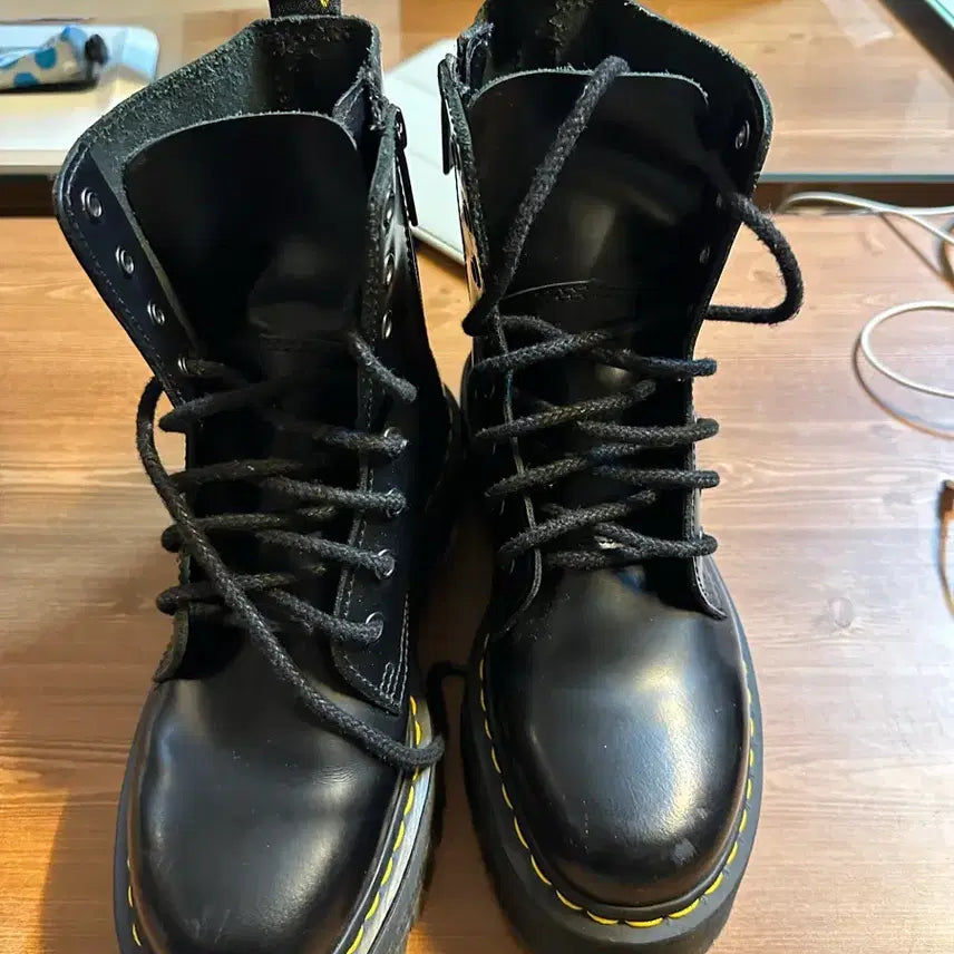 [BUNJANG] Dr. Martens Jadon Boots / 닥터마틴 제이든 270