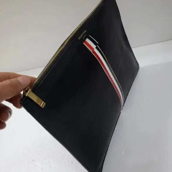 [SOLD OUT] 톰브라운 클러치
