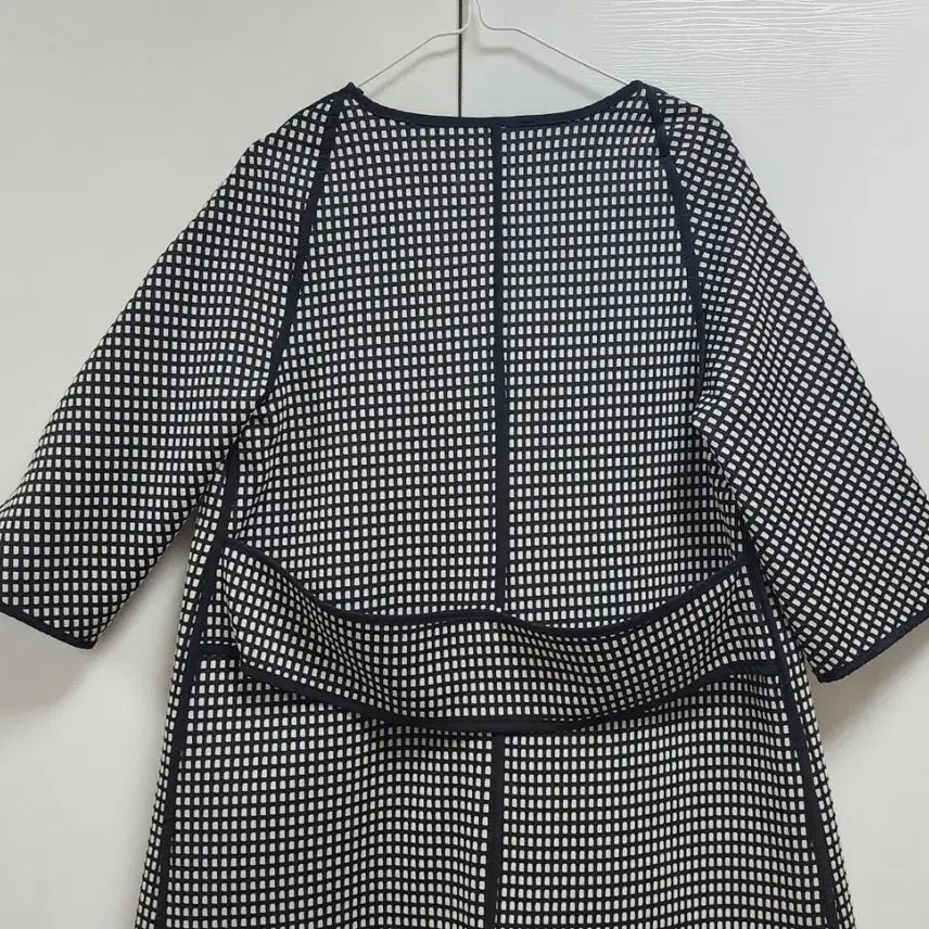 [BUNJANG] Check Pattern Outerwear (Size 55-66) / 신축성좋은(체크패턴)아우터(55~66)