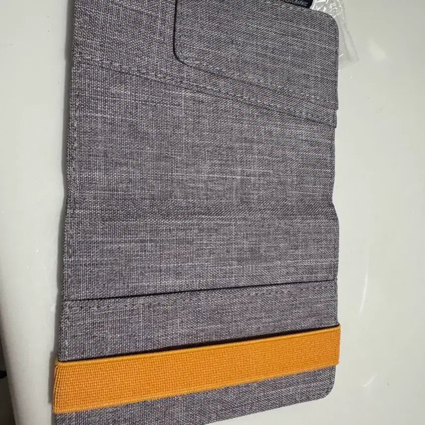 [BUNJANG] National Geographic Duomo Passport Wallet / 내셔널지오그래픽 두오모 여권지갑 MIX N235ACU915