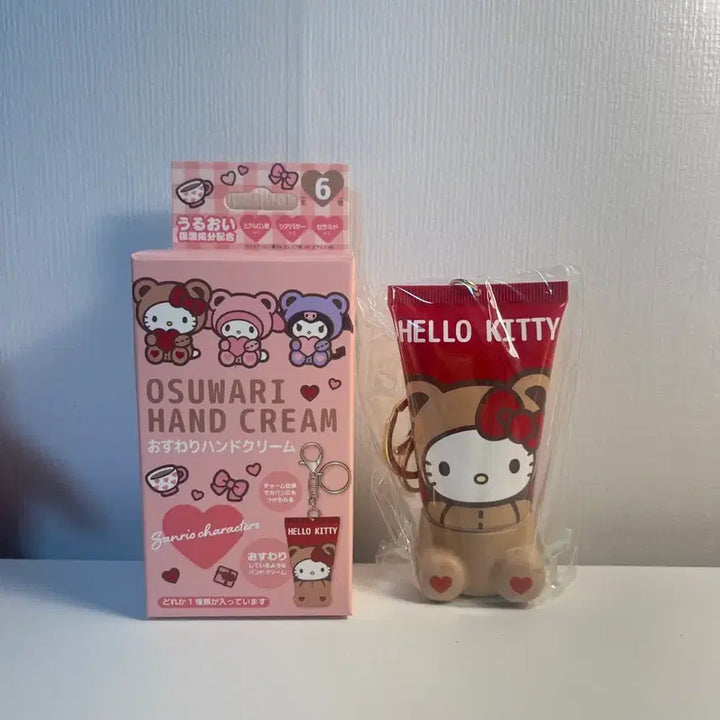 [BUNJANG] Sanrio Hello Kitty Hand Cream Keyring / 산리오 오스와리 키링 핸드크림 헬로키티 랜덤 시크릿