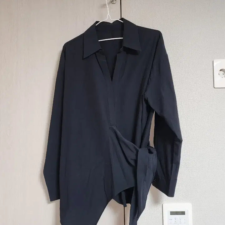 [BUNJANG] ENC Navy Wrap Style Shirt Blouse / 네이비 랩 스타일 셔츠 블라우스