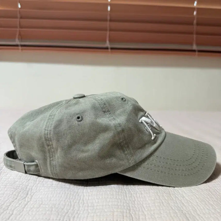 [BUNJANG] NYC New York City Ball Cap Khaki / NYC 뉴욕시티 볼캡 카키색(새상품)