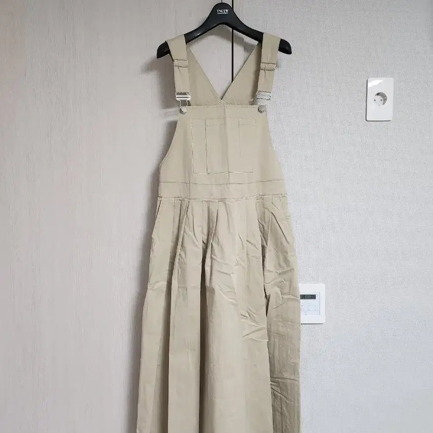 [SOLD OUT] 베이지 롱 멜빵 원피스