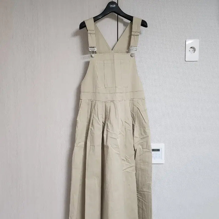 [SOLD OUT] 베이지 롱 멜빵 원피스